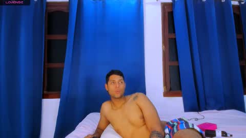 Snapshot of bamby_kitty chatting on October 20, 2:45 am cataliana online show from October 20, 2:45 am