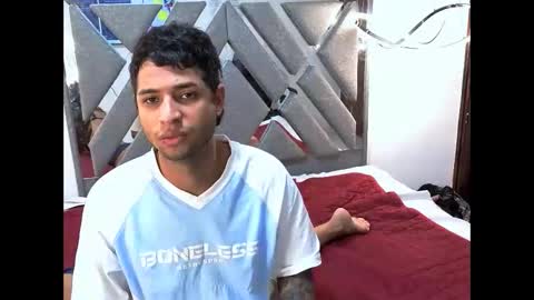 Snapshot of bamby_kitty chatting on November 18, 3:01 am cataliana online show from November 18, 3:01 am