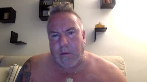 banana5289 online show from June 6, 10:53 am