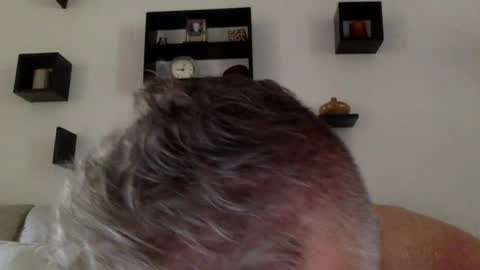 Snapshot of banana5289 chatting on June 28, 1:39 pm banana5289 online show from June 28, 1:39 pm