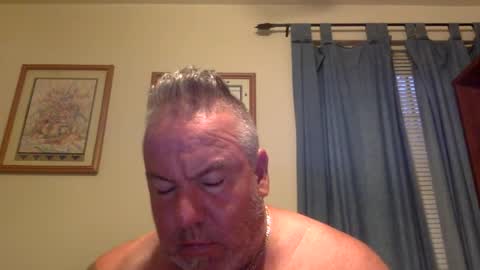 Snapshot of banana5289 chatting on August 2, 10:03 am banana5289 online show from August 2, 10:03 am