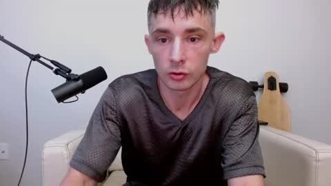 bananacurvesleft online show from June 22, 12:24 am