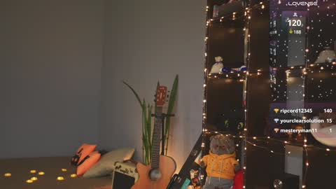 Ellen and  online show from December 9, 8:12 pm