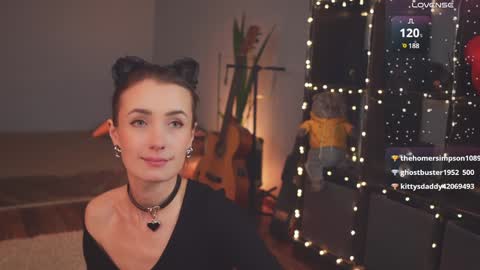 Ellen and  online show from February 8, 12:06 pm