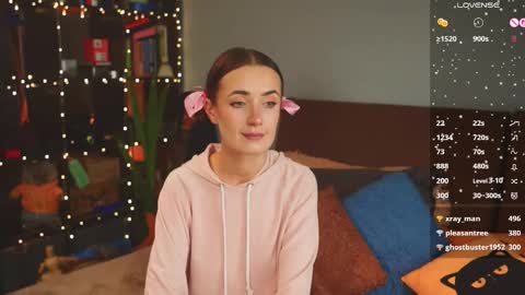 Ellen and  online show from December 14, 5:29 pm