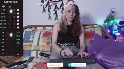 Snapshot of bandit_monkey chatting on December 18, 1:59 am V E R O N I C A online show from December 18, 1:59 am