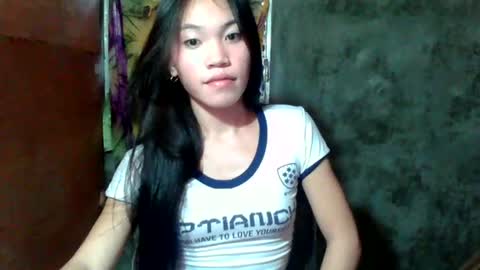 Snapshot of baninay810654 chatting on June 29, 11:49 pm baninay810654 online show from June 29, 11:49 pm