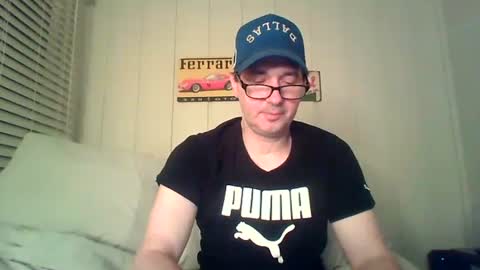 Snapshot of banksysmash chatting on October 24, 2:41 am Jay online show from October 24, 2:41 am