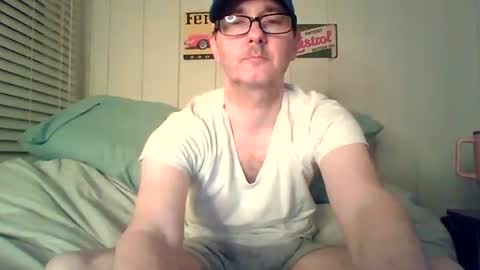 Snapshot of banksysmash chatting on December 4, 3:38 am Jay online show from December 4, 3:38 am