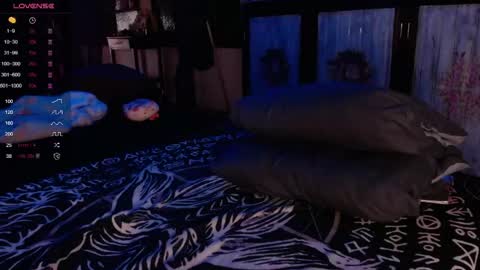 Snapshot of baphometh_07 chatting on May 17, 8:49 pm lilithgreen7 online show from May 17, 8:49 pm
