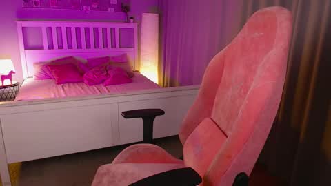 Barb online show from September 15, 2:17 pm