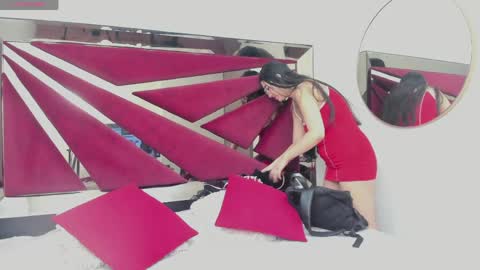 Snapshot of barbaraknox_ chatting on May 24, 6:13 pm Barbara online show from May 24, 6:13 pm