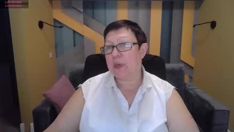 Snapshot of barbaraturners chatting on February 3, 7:00 pm barbaraturners online show from February 3, 7:00 pm