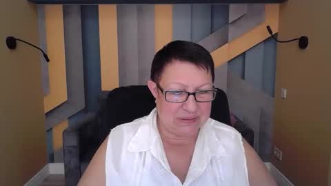 Snapshot of barbaraturners chatting on October 31, 9:38 pm barbaraturners online show from October 31, 9:38 pm