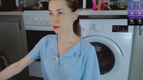 Amina online show from November 23, 4:51 pm