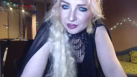 Victoria online show from March 25, 11:44 pm