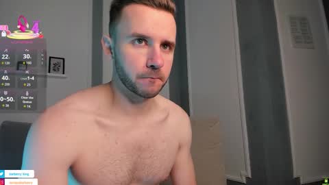 Snapshot of barberryx chatting on November 22, 6:23 am ENRIQUE online show from November 22, 6:23 am