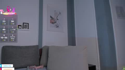 Snapshot of barberryx chatting on November 30, 6:28 am ENRIQUE online show from November 30, 6:28 am