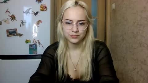 barbie___girl online show from December 20, 7:48 am