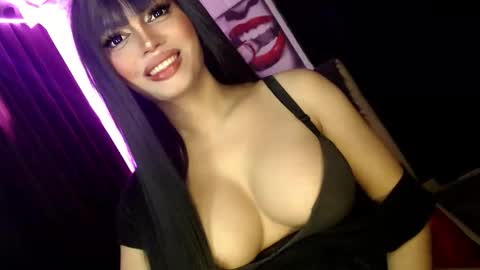 Snapshot of barbie_ivana chatting on December 2, 1:22 am barbei online show from December 2, 1:22 am