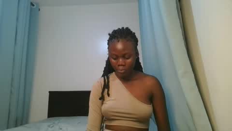 queen online show from January 18, 8:12 pm