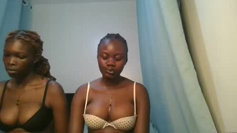 queen online show from February 17, 8:59 pm