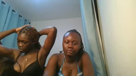 queen online show from March 1, 8:44 pm