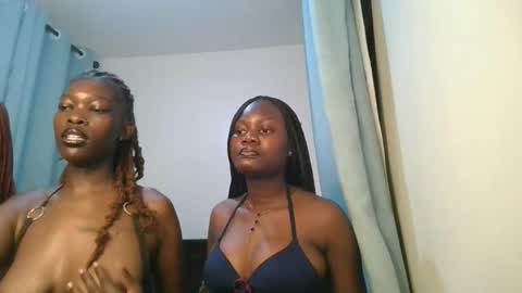 queen online show from March 16, 9:30 pm