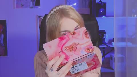 Snapshot of barbie_richy chatting on October 10, 5:17 am barbie_richy online show from October 10, 5:17 am