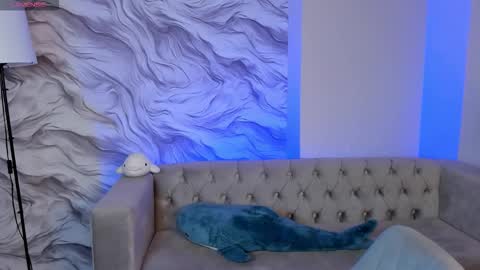 Snapshot of barbie_staze chatting on November 21, 2:43 am Barbie Staze online show from November 21, 2:43 am