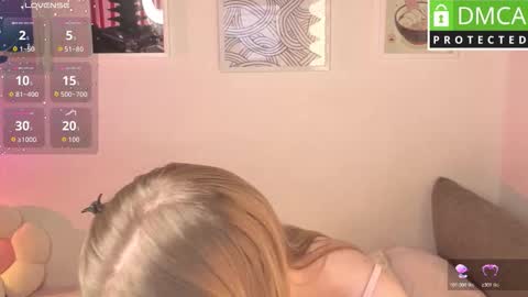 Snapshot of barbie_staze chatting on March 16, 3:23 am Barbie Staze online show from March 16, 3:23 am