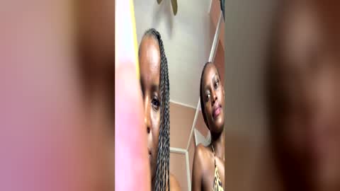 Snapshot of barbiedoll00 chatting on June 28, 8:42 am barbiedoll00 online show from June 28, 8:42 am