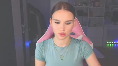 Snapshot of barbieee_doll chatting on June 23, 1:20 pm Eva online show from June 23, 1:20 pm