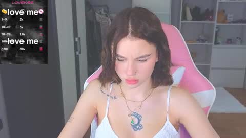Snapshot of barbieee_doll chatting on June 28, 8:26 pm Eva online show from June 28, 8:26 pm