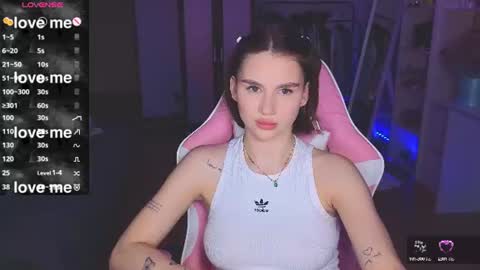 Snapshot of barbieee_doll chatting on July 28, 2:57 pm Eva online show from July 28, 2:57 pm