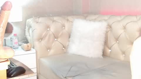 Snapshot of barbiefox_ chatting on February 28, 10:28 pm barbiefox_ online show from February 28, 10:28 pm