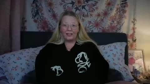 barbiegirl966 online show from April 27, 8:29 pm