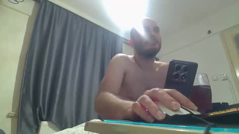 Snapshot of barcanka08 chatting on May 15, 1:29 pm Guitarist online show from May 15, 1:29 pm