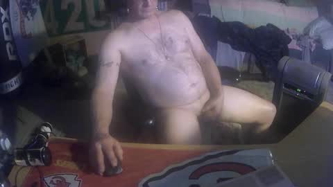 Snapshot of barewood30s chatting on February 16, 4:25 pm Barewood30s online show from February 16, 4:25 pm