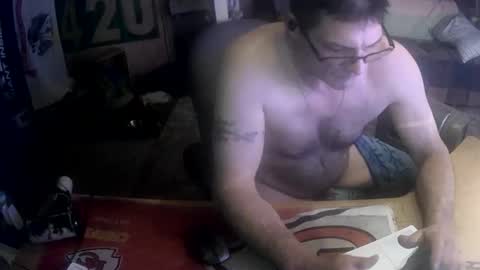 Snapshot of barewood30s chatting on March 15, 9:15 am Barewood30s online show from March 15, 9:15 am