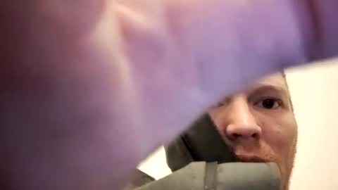 barniemay1 online show from December 19, 11:39 am