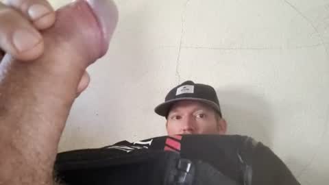 Snapshot of barniemay1 chatting on June 20, 11:29 pm barniemay1 online show from June 20, 11:29 pm