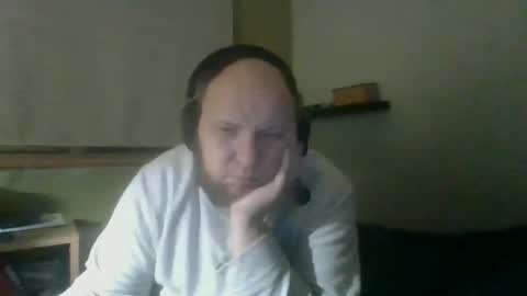 Snapshot of bart_poland chatting on February 23, 12:19 am bart_poland online show from February 23, 12:19 am