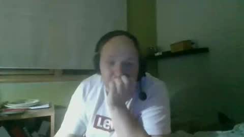 Snapshot of bart_poland chatting on October 10, 10:53 pm bart_poland online show from October 10, 10:53 pm