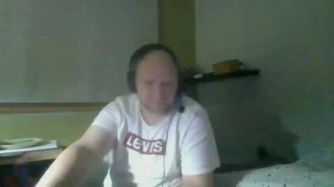 Snapshot of bart_poland chatting on October 18, 10:21 pm bart_poland online show from October 18, 10:21 pm