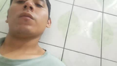 Snapshot of basic2001 chatting on January 16, 12:34 am Marcos online show from January 16, 12:34 am