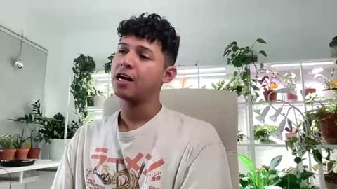Basicflxp online show from June 14, 6:54 pm