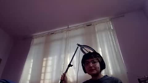 Snapshot of basilbbb chatting on March 29, 10:10 pm basil online show from March 29, 10:10 pm