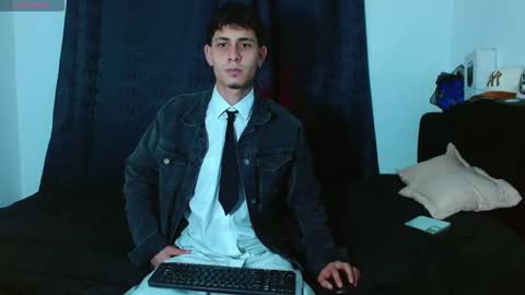 Snapshot of bastiaan_28 chatting on November 22, 3:05 am Bastian online show from November 22, 3:05 am