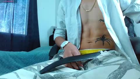 Bastian online show from December 20, 8:16 pm